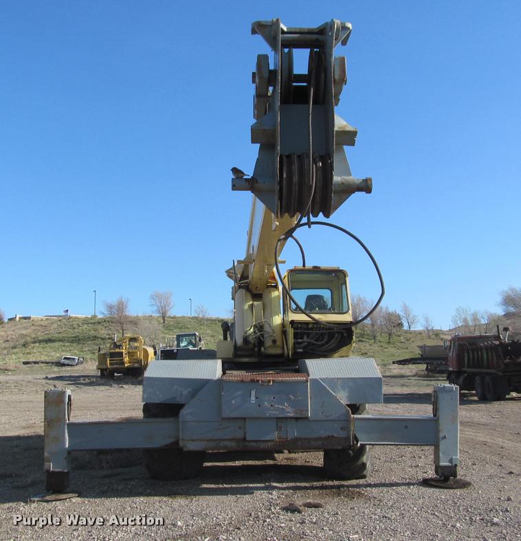 image for item K3884 1972 Grove RT63S rough terrain crane