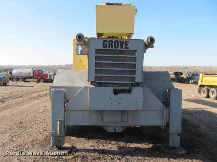 image for item K3884 1972 Grove RT63S rough terrain crane