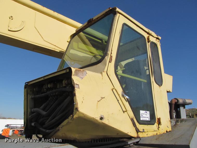 image for item K3884 1972 Grove RT63S rough terrain crane