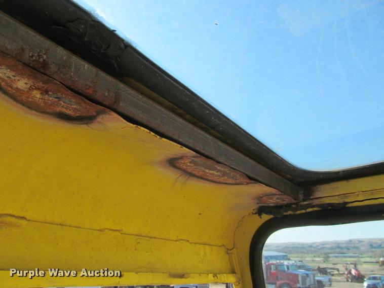 image for item K3884 1972 Grove RT63S rough terrain crane