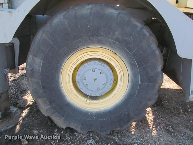 image for item K3884 1972 Grove RT63S rough terrain crane