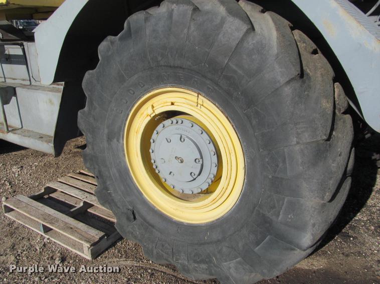 image for item K3884 1972 Grove RT63S rough terrain crane