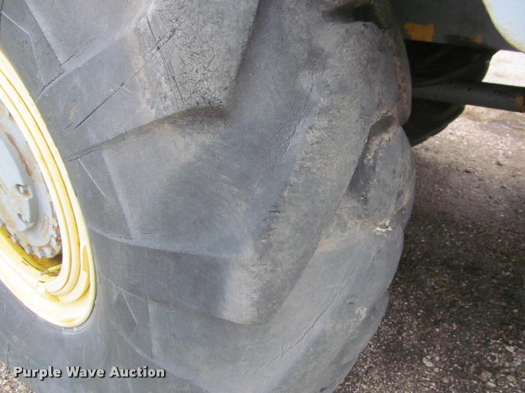 image for item K3884 1972 Grove RT63S rough terrain crane