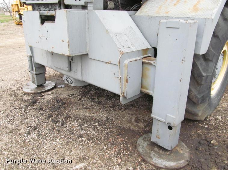 image for item K3884 1972 Grove RT63S rough terrain crane