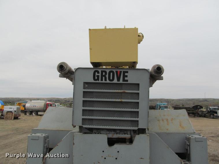 image for item K3884 1972 Grove RT63S rough terrain crane