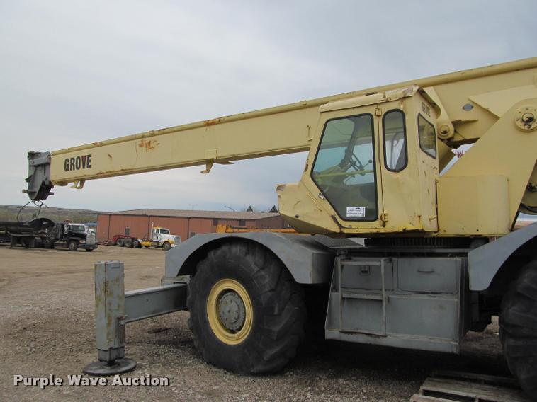 image for item K3884 1972 Grove RT63S rough terrain crane