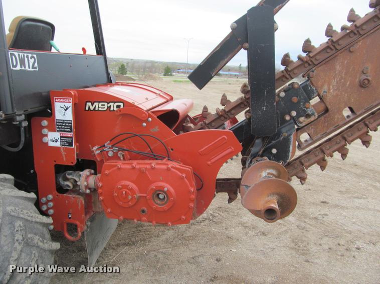 image for item K3885 2012 Ditch Witch RT95 trencher