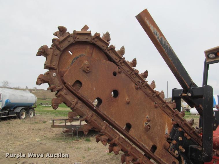 image for item K3885 2012 Ditch Witch RT95 trencher