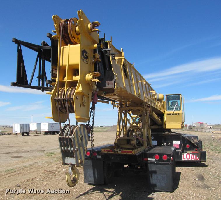 image for item K3889 1985 Grove TMS760 hydraulic crane with carrier