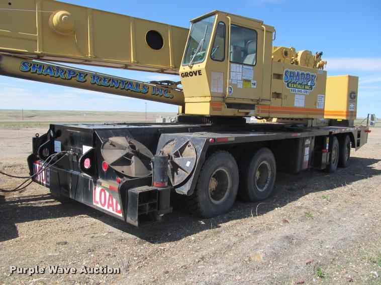image for item K3889 1985 Grove TMS760 hydraulic crane with carrier