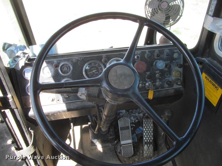 image for item K3889 1985 Grove TMS760 hydraulic crane with carrier