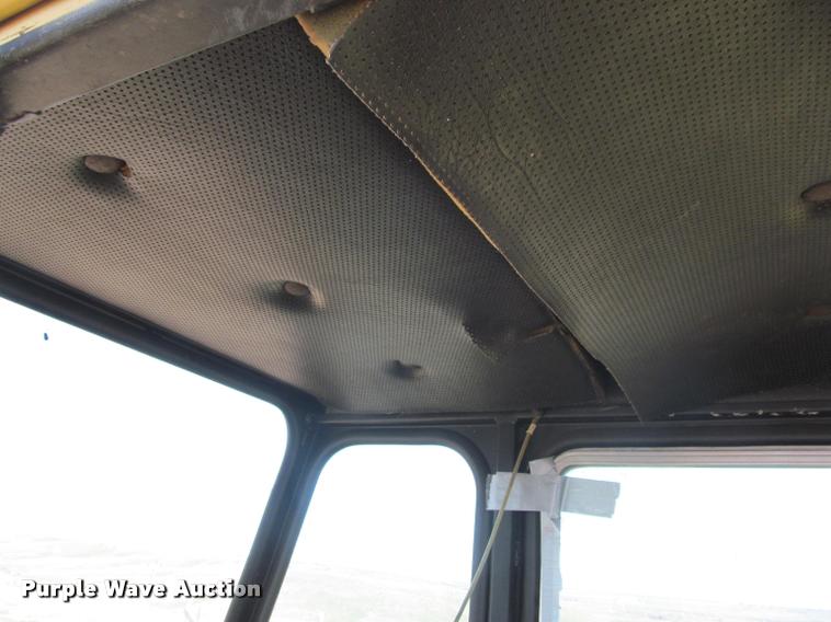 image for item K3889 1985 Grove TMS760 hydraulic crane with carrier