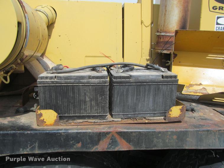 image for item K3889 1985 Grove TMS760 hydraulic crane with carrier