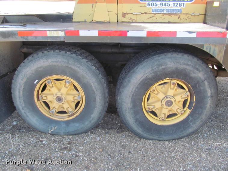 image for item K3889 1985 Grove TMS760 hydraulic crane with carrier