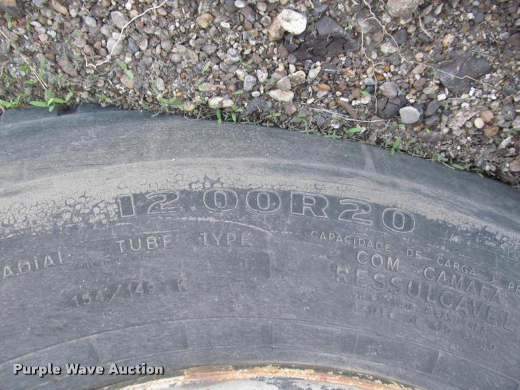 image for item K3889 1985 Grove TMS760 hydraulic crane with carrier