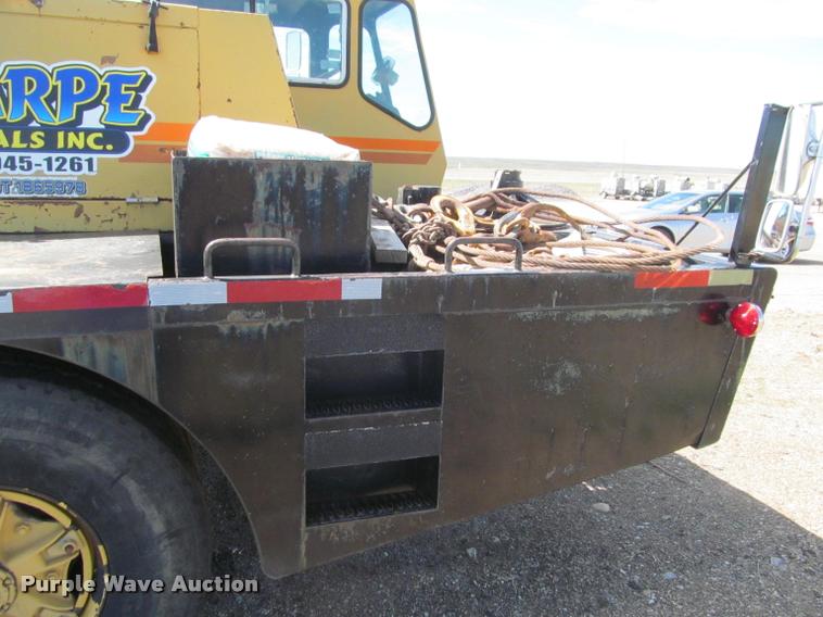 image for item K3889 1985 Grove TMS760 hydraulic crane with carrier