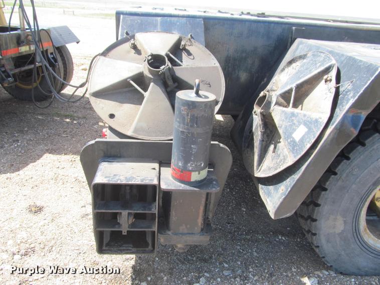 image for item K3889 1985 Grove TMS760 hydraulic crane with carrier