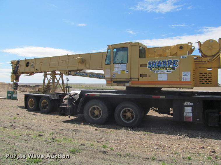 image for item K3889 1985 Grove TMS760 hydraulic crane with carrier