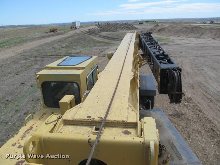 image for item K3889 1985 Grove TMS760 hydraulic crane with carrier