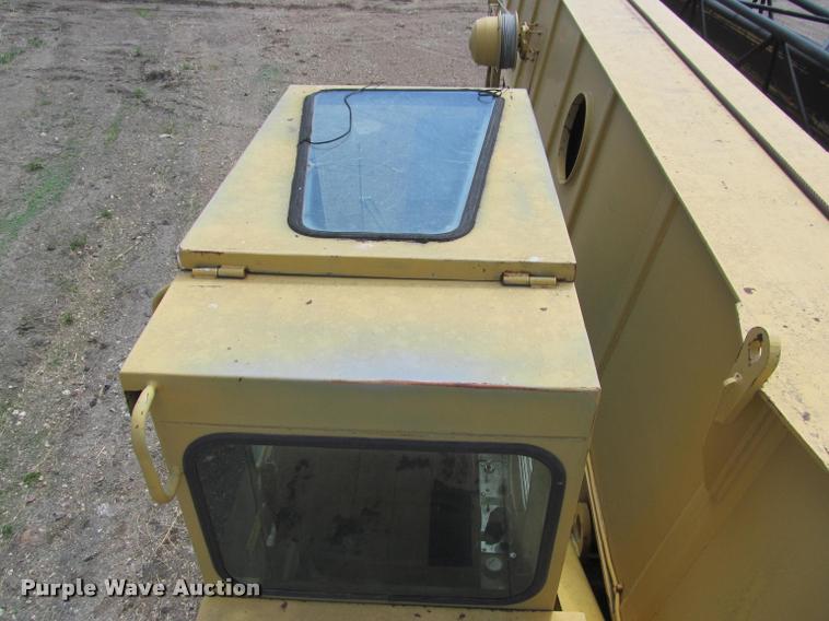 image for item K3889 1985 Grove TMS760 hydraulic crane with carrier