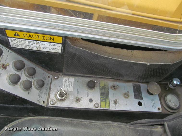 image for item K3889 1985 Grove TMS760 hydraulic crane with carrier