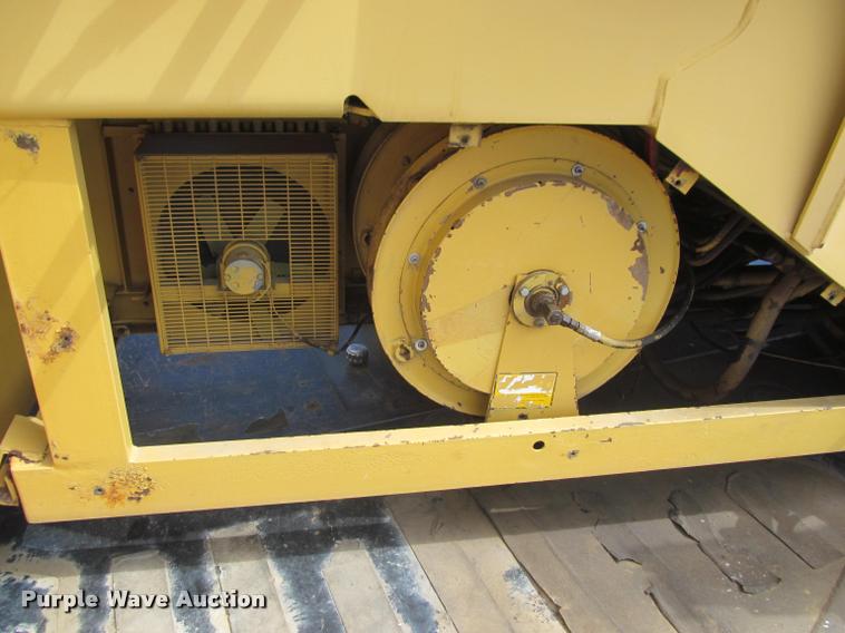 image for item K3889 1985 Grove TMS760 hydraulic crane with carrier