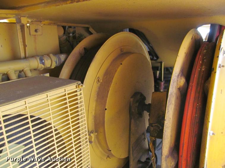 image for item K3889 1985 Grove TMS760 hydraulic crane with carrier