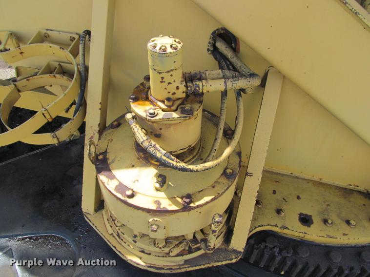 image for item K3889 1985 Grove TMS760 hydraulic crane with carrier