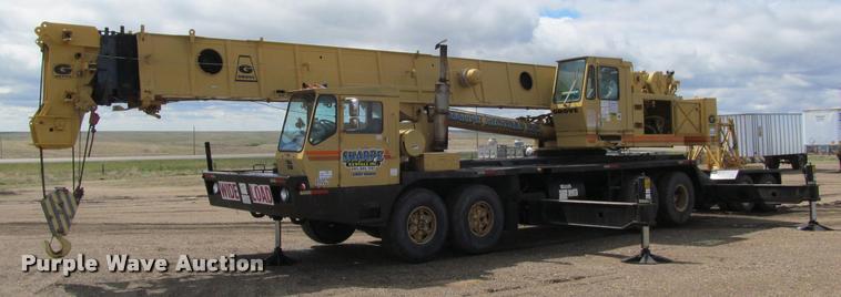 image for item K3889 1985 Grove TMS760 hydraulic crane with carrier