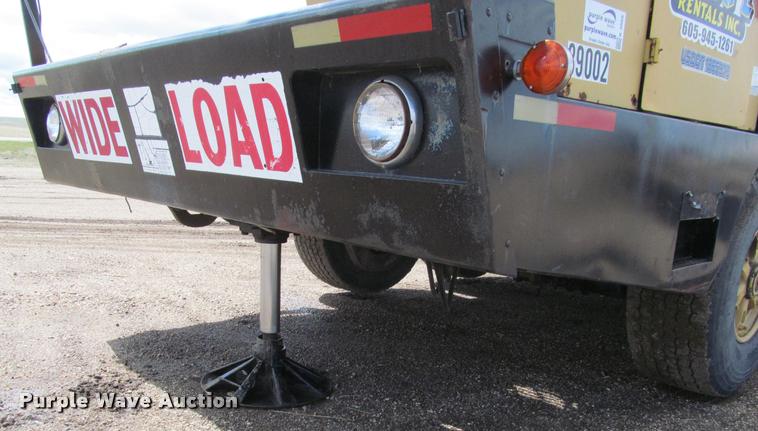 image for item K3889 1985 Grove TMS760 hydraulic crane with carrier