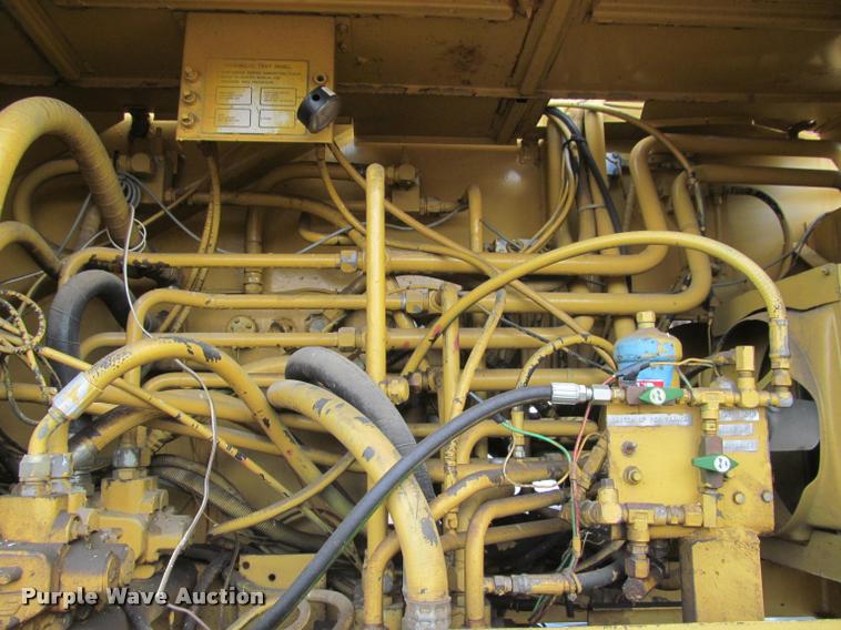 image for item K3889 1985 Grove TMS760 hydraulic crane with carrier