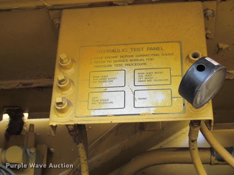 image for item K3889 1985 Grove TMS760 hydraulic crane with carrier