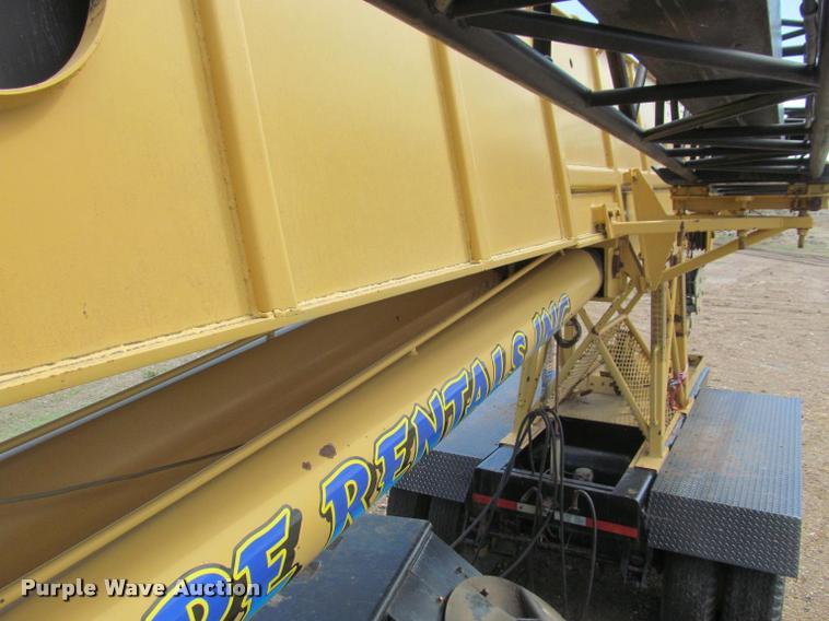 image for item K3889 1985 Grove TMS760 hydraulic crane with carrier