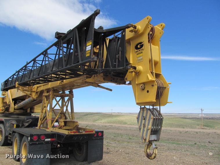 image for item K3889 1985 Grove TMS760 hydraulic crane with carrier