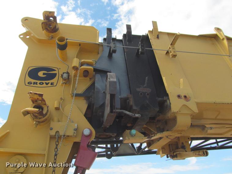 image for item K3889 1985 Grove TMS760 hydraulic crane with carrier