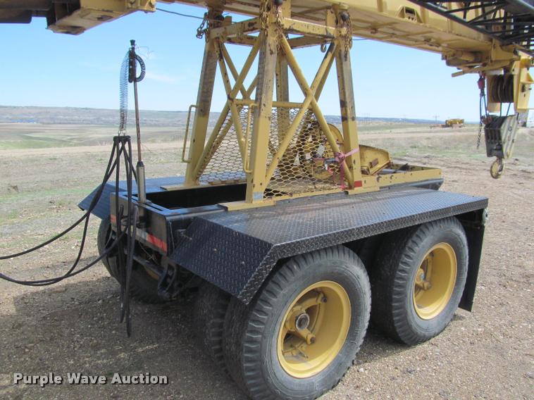 image for item K3889 1985 Grove TMS760 hydraulic crane with carrier