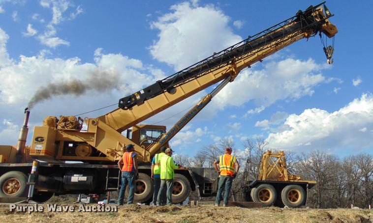 image for item K3889 1985 Grove TMS760 hydraulic crane with carrier