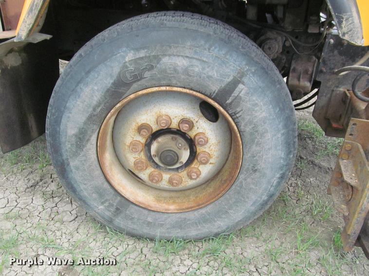 image for item K3898 1998 International 2554 dump truck