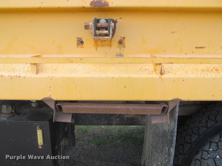 image for item K3898 1998 International 2554 dump truck
