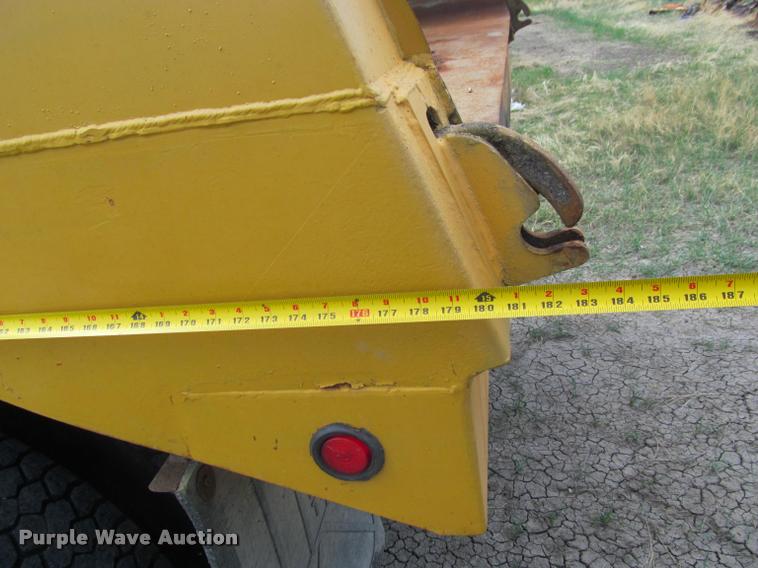 image for item K3898 1998 International 2554 dump truck