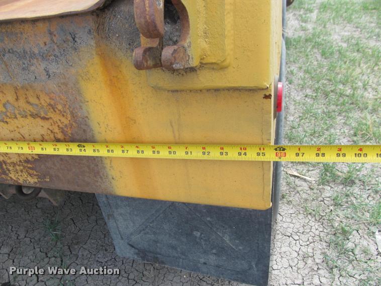 image for item K3898 1998 International 2554 dump truck