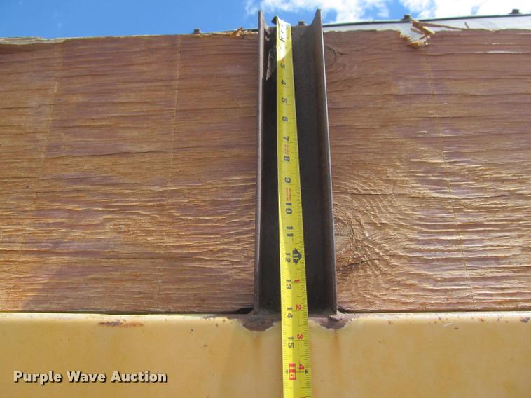 image for item K3898 1998 International 2554 dump truck