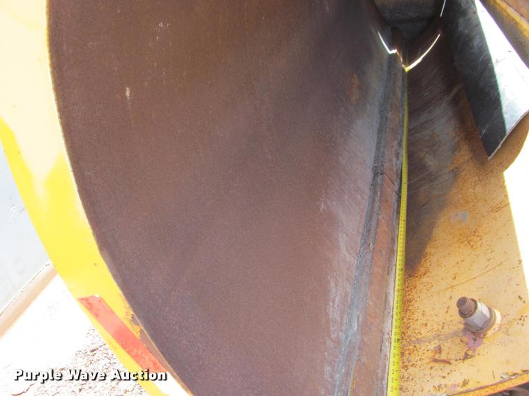 image for item K3898 1998 International 2554 dump truck