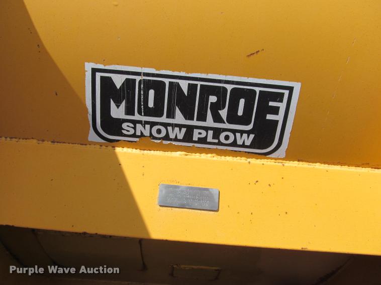 image for item K3898 1998 International 2554 dump truck