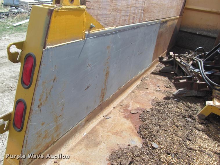 image for item K3898 1998 International 2554 dump truck