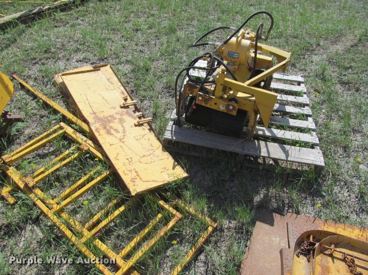 image for item K3937 Bid-Well 5000 concrete paver