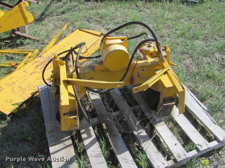 image for item K3937 Bid-Well 5000 concrete paver