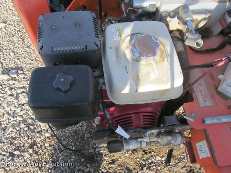 image for item K3947 2007 JLG T350 towable boom lift