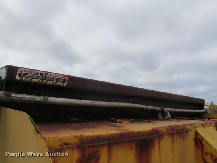 image for item K3948 2002 International 4900 Crew Cab dump truck