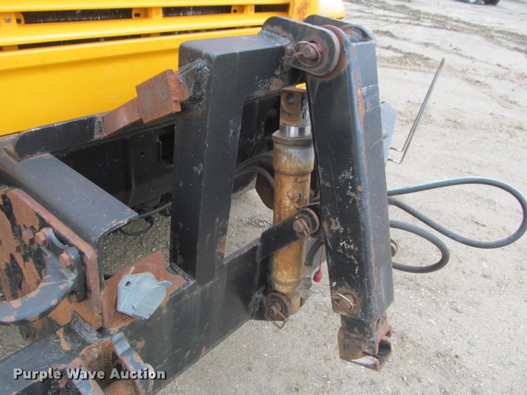 image for item K3948 2002 International 4900 Crew Cab dump truck